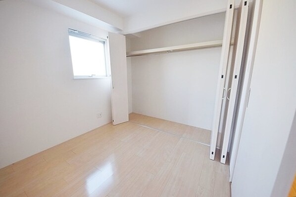 レジス飛鳥山公園の物件内観写真